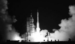 神舟七号电影,太空征途，民族荣耀
